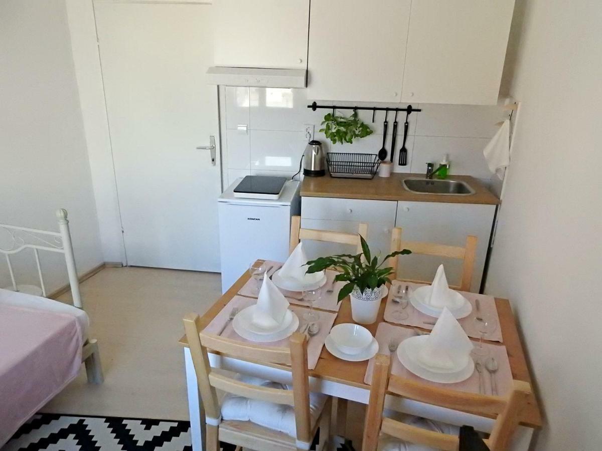 Apartment Antonela Slatine Esterno foto