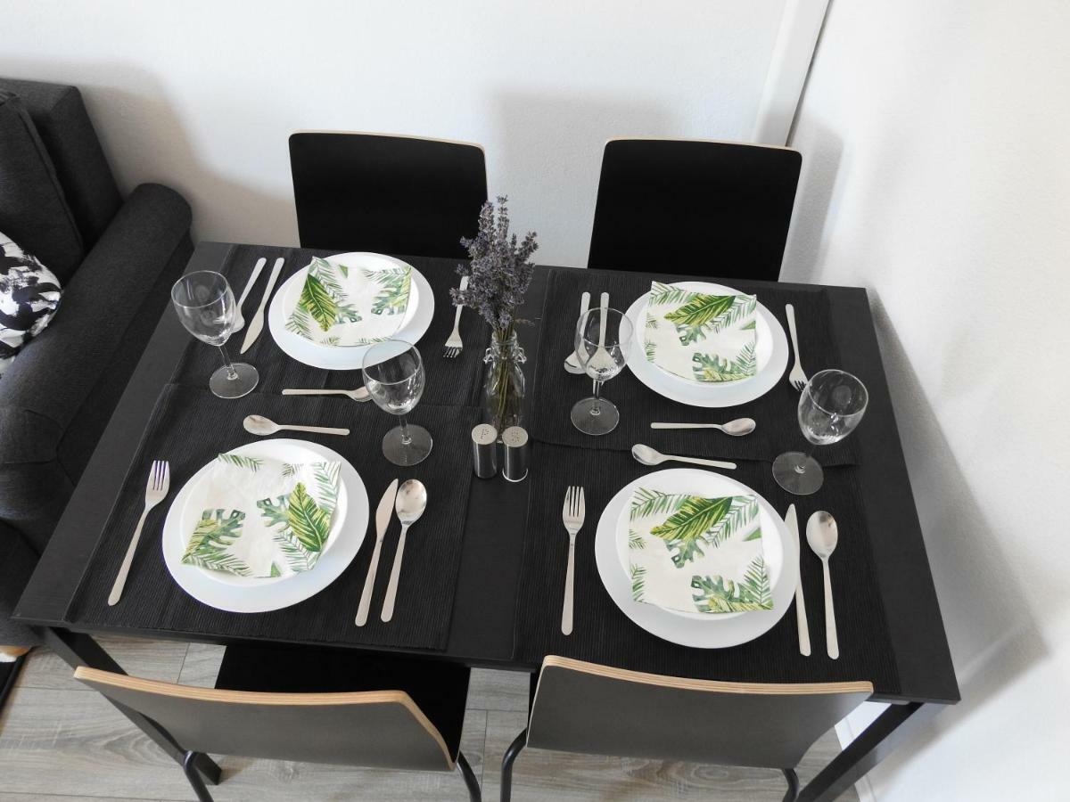 Apartment Antonela Slatine Esterno foto