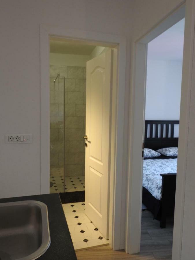 Apartment Antonela Slatine Esterno foto